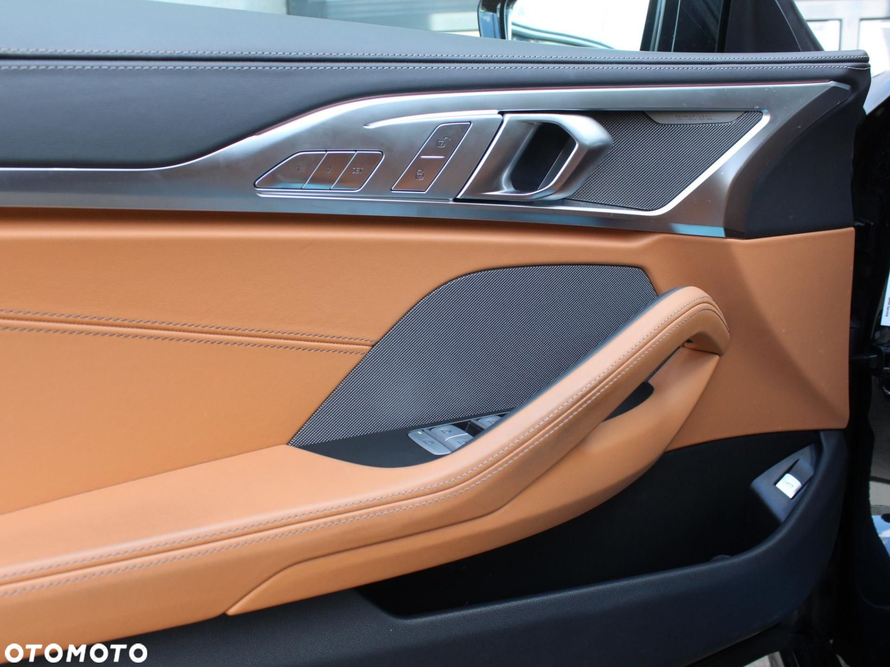 BMW Seria 8 - 17