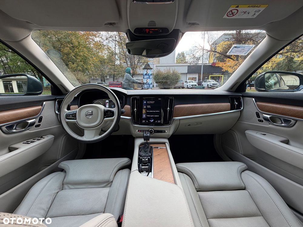 Volvo S90 - 16