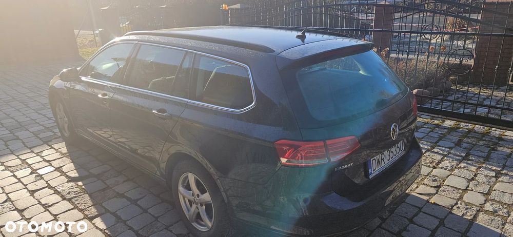Volkswagen Passat 1.5 TSI EVO Comfortline - 4