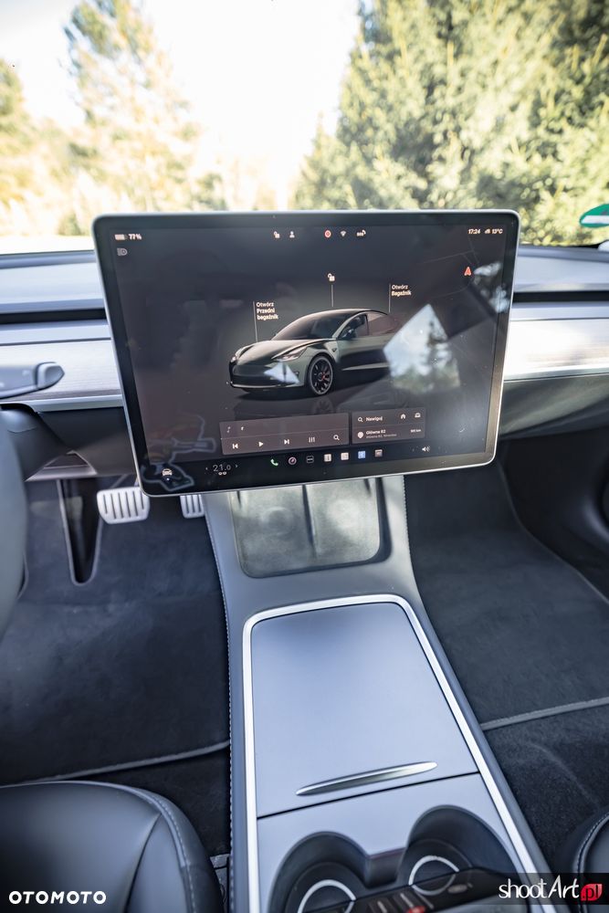 Tesla Model 3 - 6