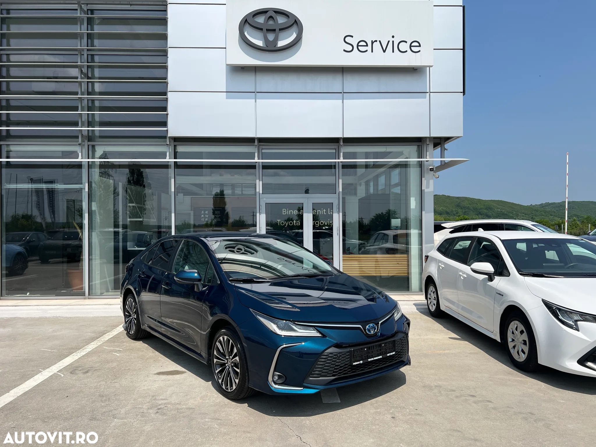 Toyota Corolla 1.8 HSD Dynamic - 2