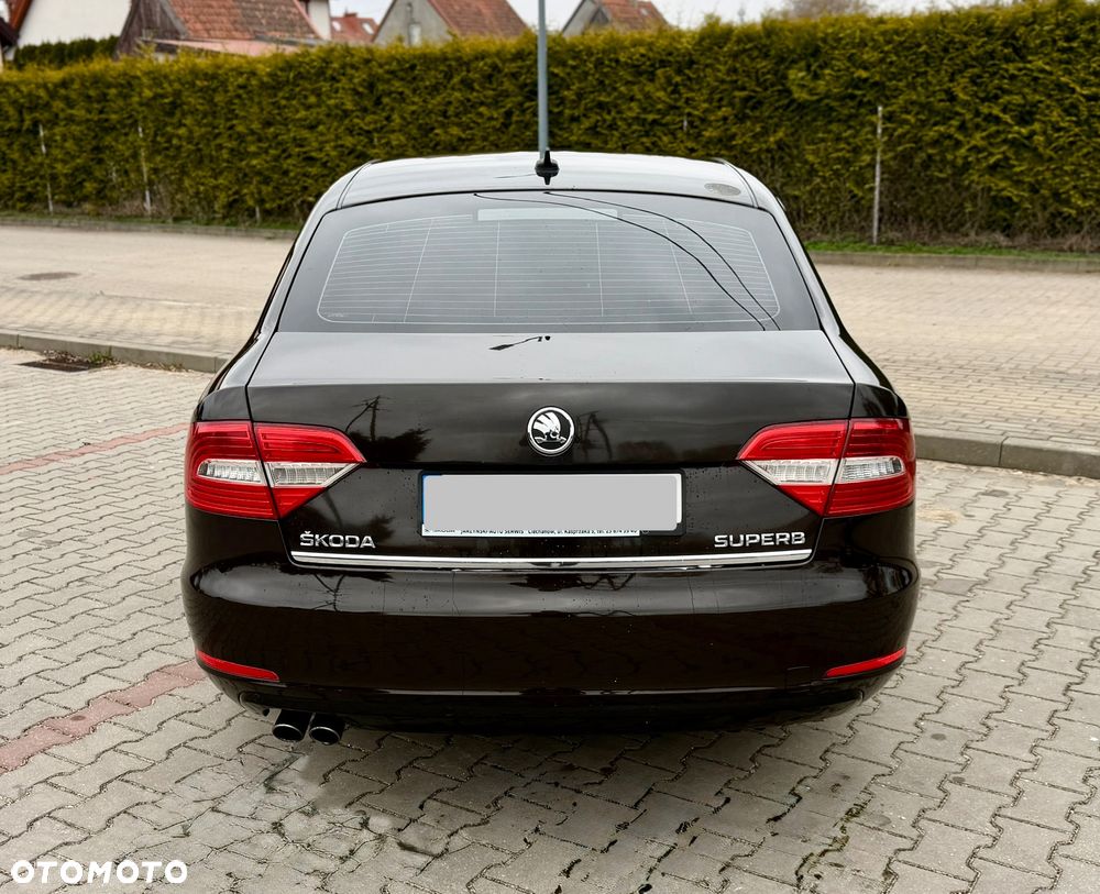 Skoda Superb 2.0 TDI Ambition - 10
