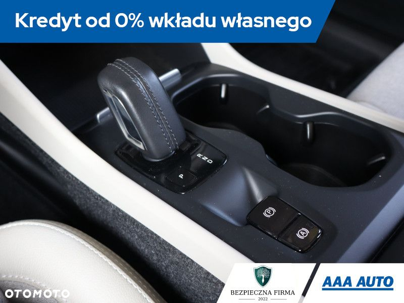 Volvo XC 40 - 13