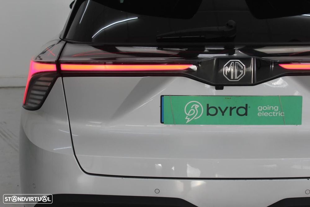 MG MG4 77 kWh Extended Range Luxury - 7