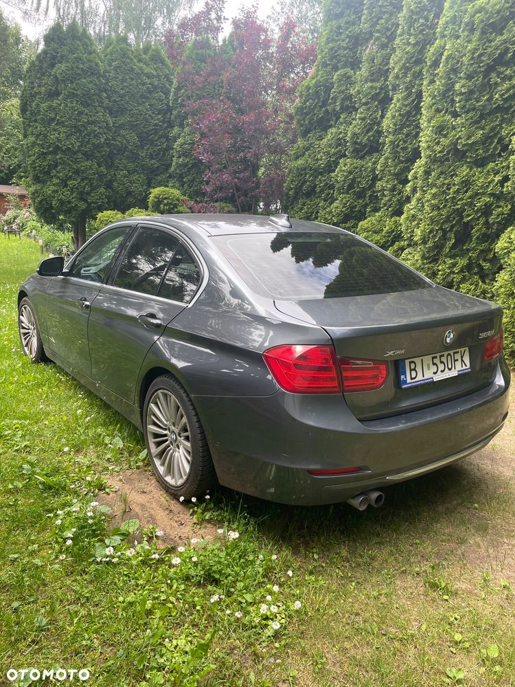 BMW Seria 3 328i xDrive Luxury Line - 2