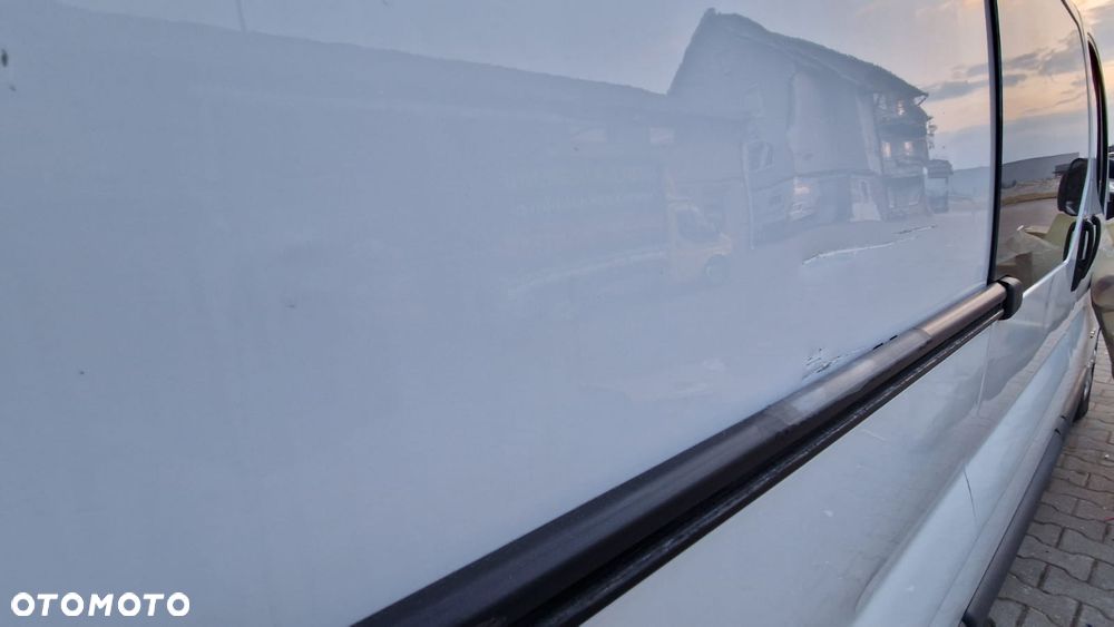 Renault Trafic - 17