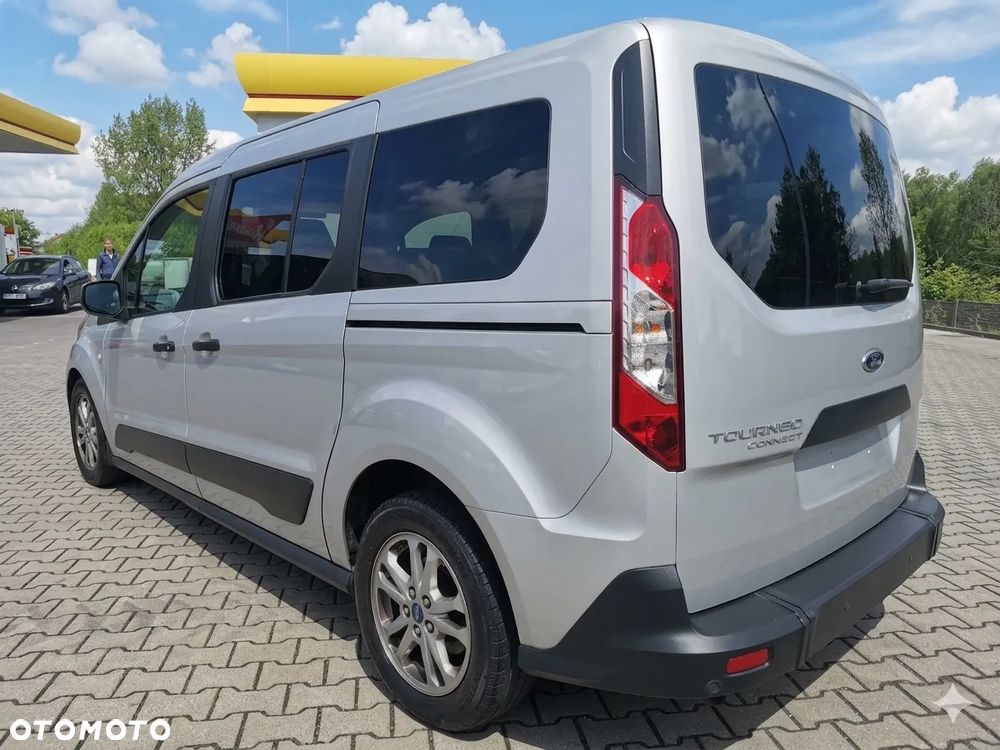 Ford Tourneo Connect - 4