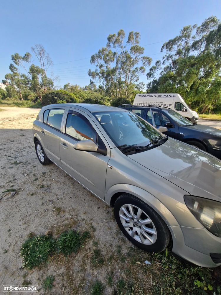 Opel Astra - 4