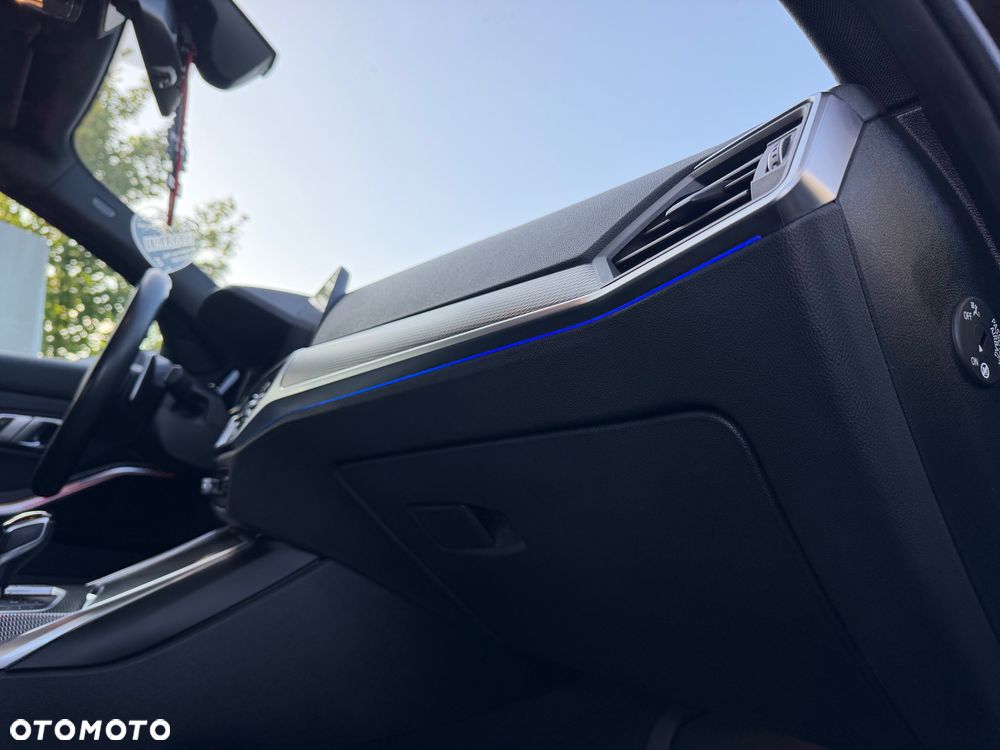 BMW Seria 3 320d mHEV M Sport sport - 22