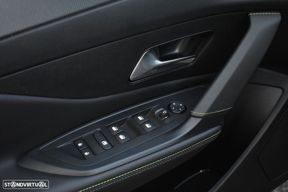 Peugeot e-308 54 kWh GT - 27