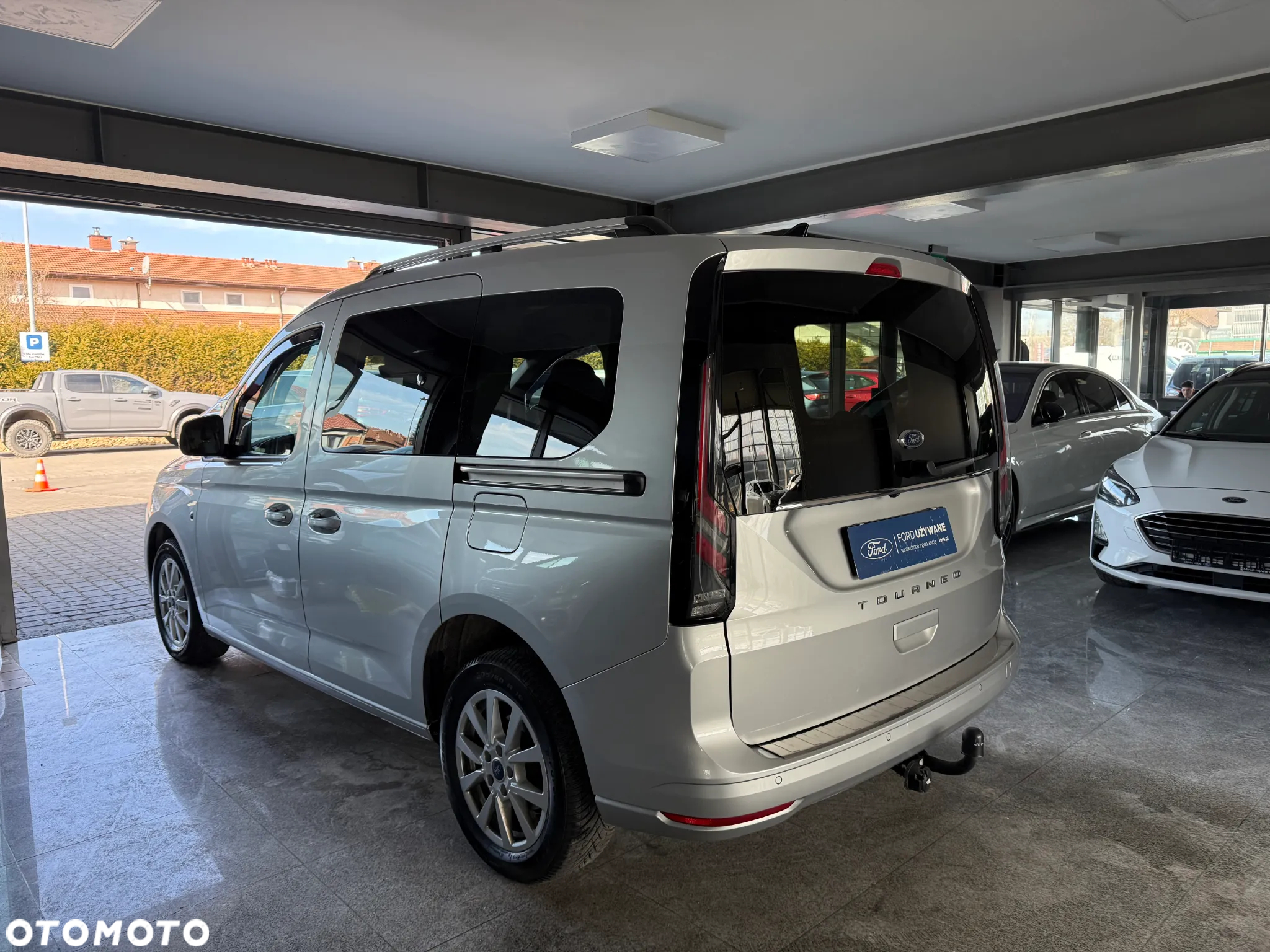 Ford Tourneo Connect 2.0 EcoBlue Titanium - 12