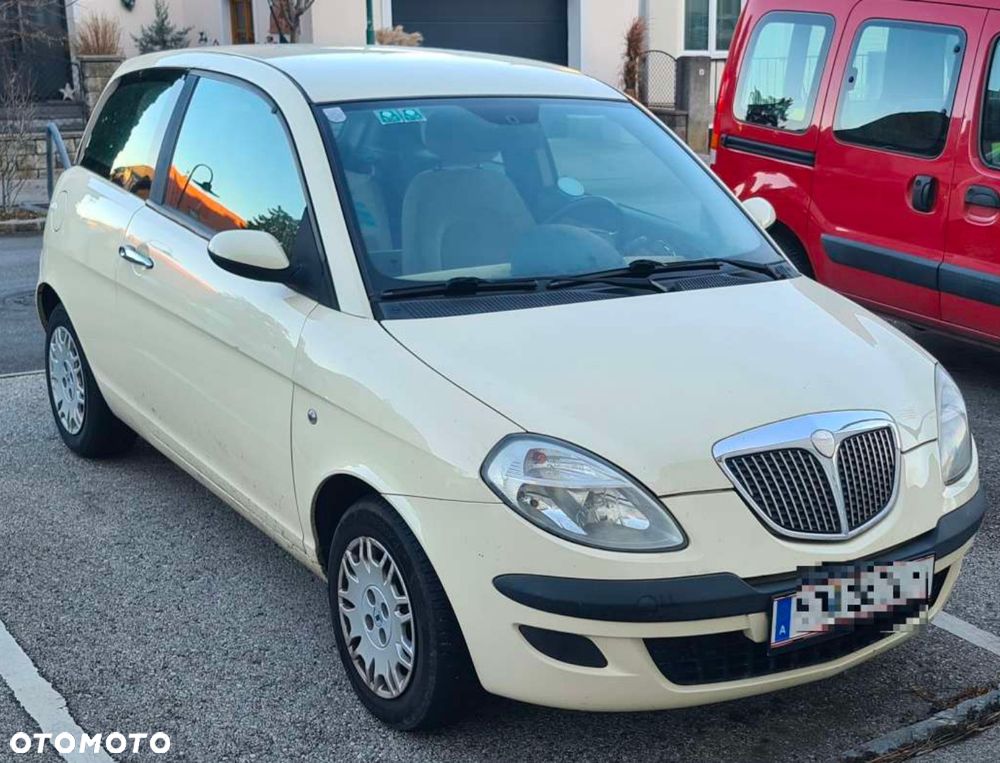 Lancia Ypsilon Y 1.2 8v - 2