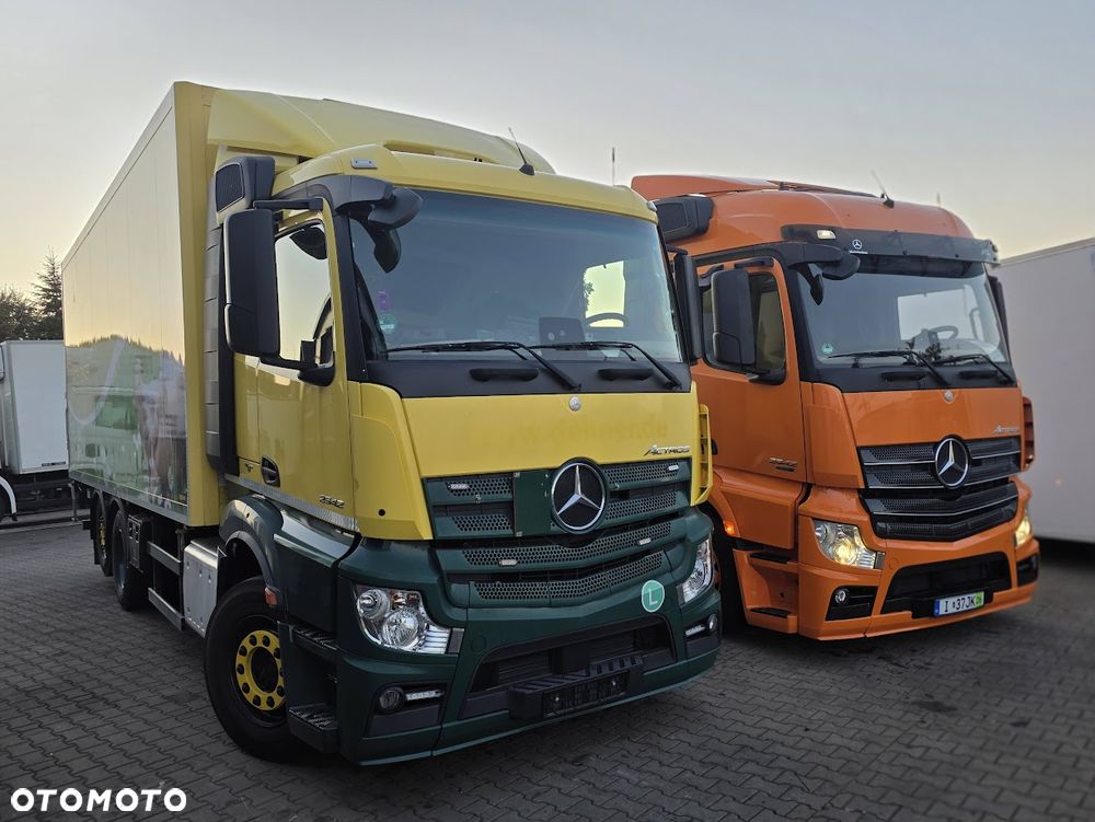 Mercedes-Benz ACTROS / ANTOS  ; chłodnia * izoterma * kontener* kurierka *przewierty sterowane * - 19