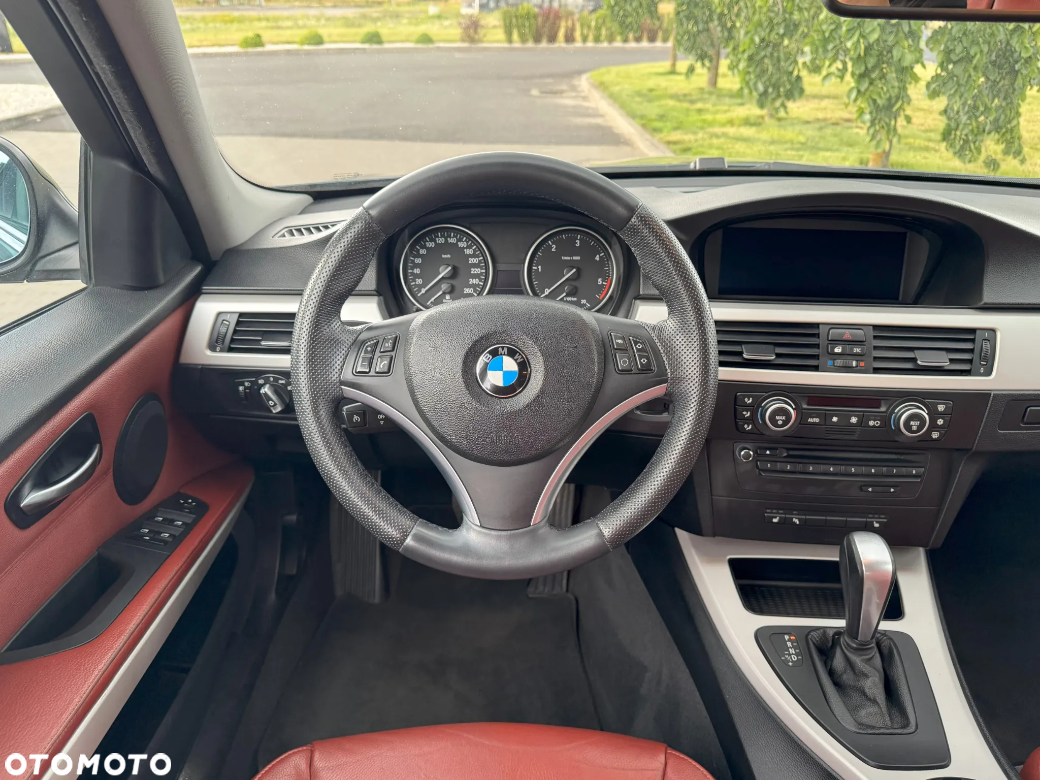 BMW Seria 3 318d DPF Touring - 3