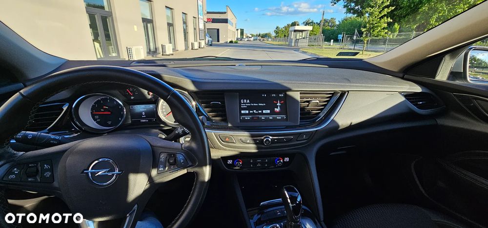 Opel Insignia 1.5 T Innovation S&S - 15