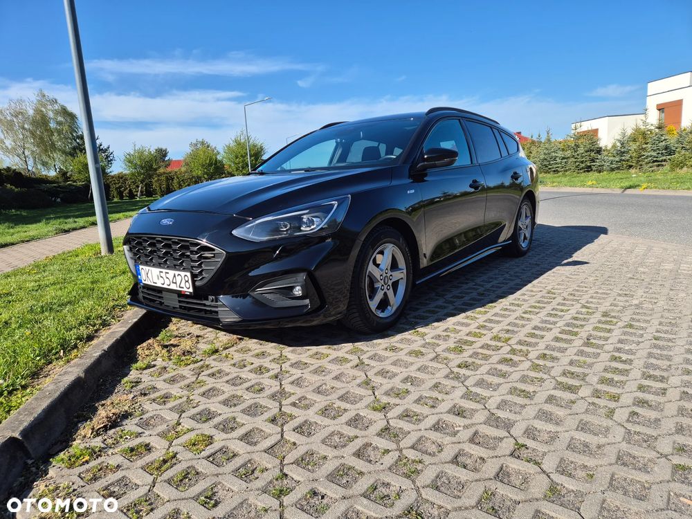 Ford Focus 1.5 EcoBoost ST-Line - 1