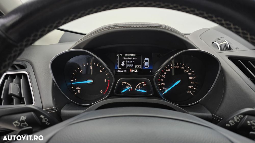 Ford Kuga - 16
