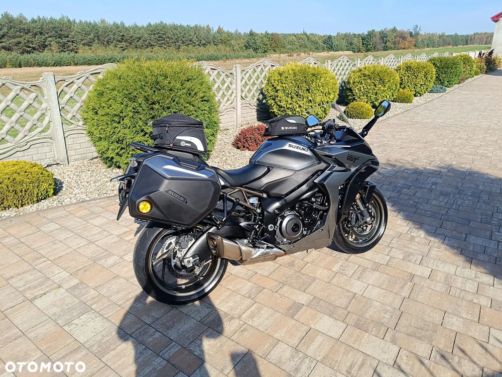 Suzuki GSX 1000 - 10