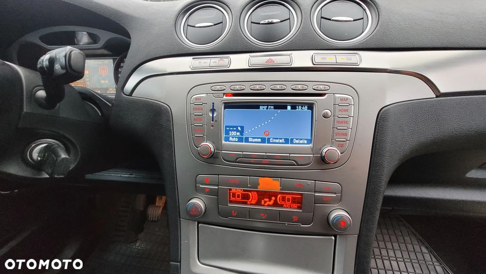 Ford S-Max 2.0 TDCi DPF Titanium - 26
