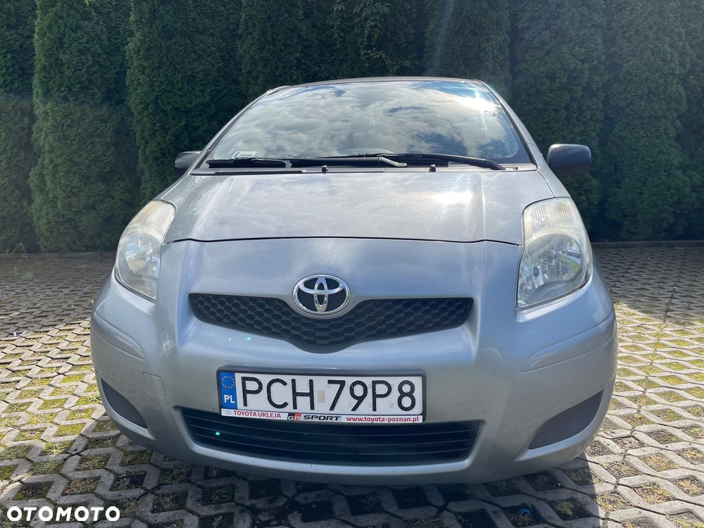 Toyota Yaris 1.4 D-4D Luna EU5 - 6