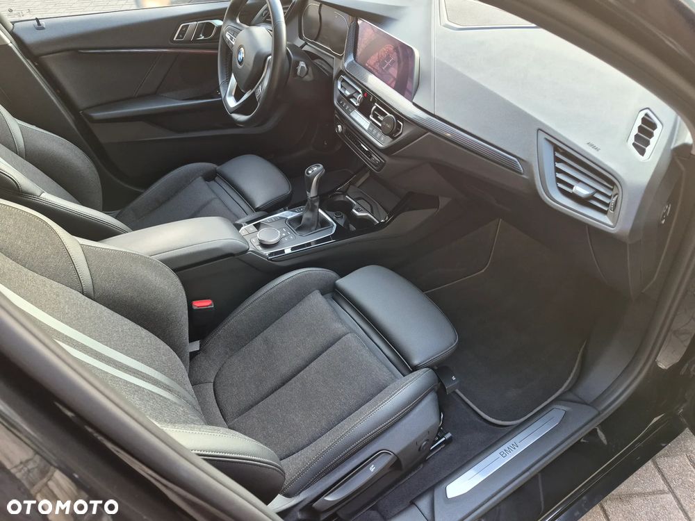 BMW Seria 1 116d EfficientDynamics Edition Sport Line - 10