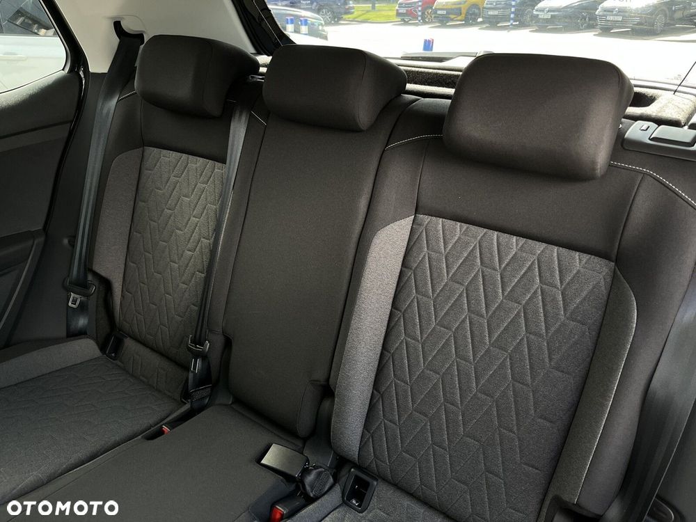Volkswagen T-Cross - 16