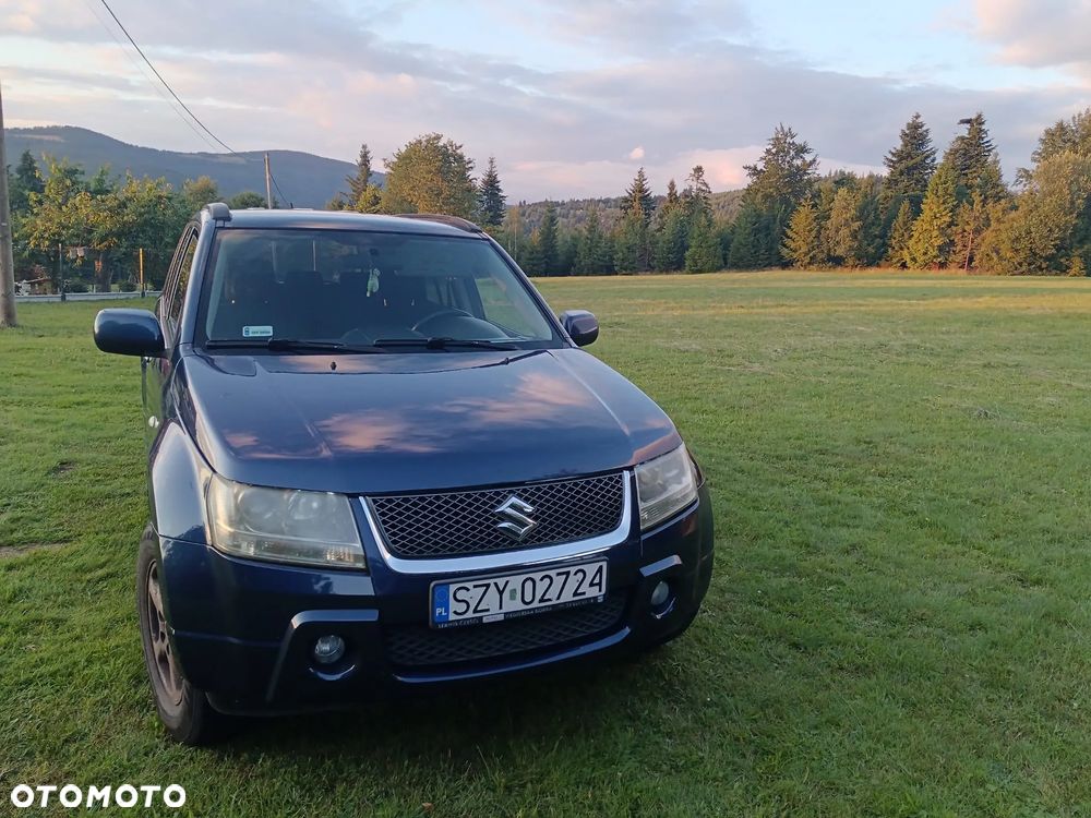 Suzuki Grand Vitara 2.0 - 1