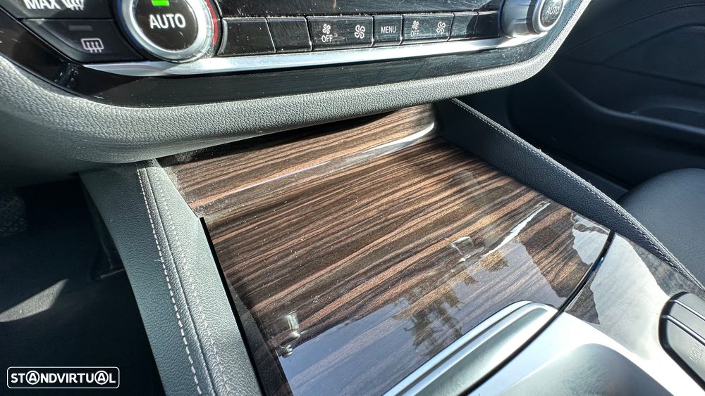 BMW 520 d Line Luxury Auto - 55