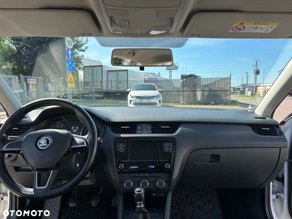 Skoda Octavia 1.4 TSI Active - 14