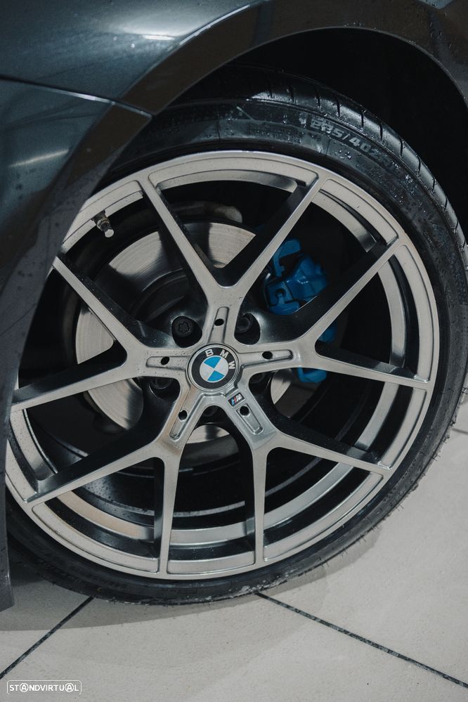 BMW 318 d Pack M - 4