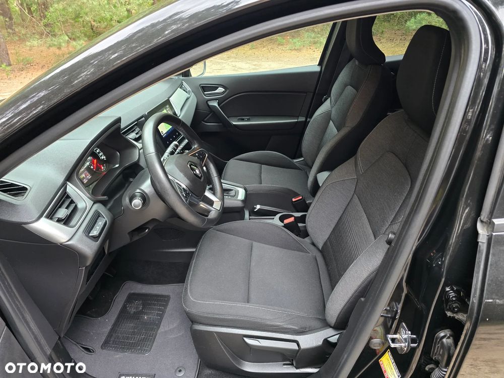 Renault Captur - 16