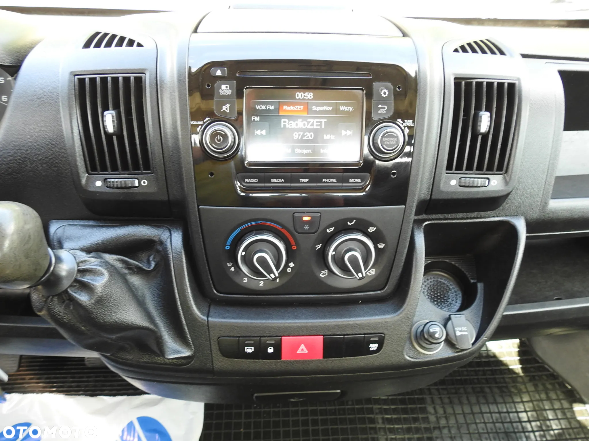 Peugeot BOXER WYWROTKA TROJSTRONNA KLIMATYZACJA 130KM [ 806753 ] - 37