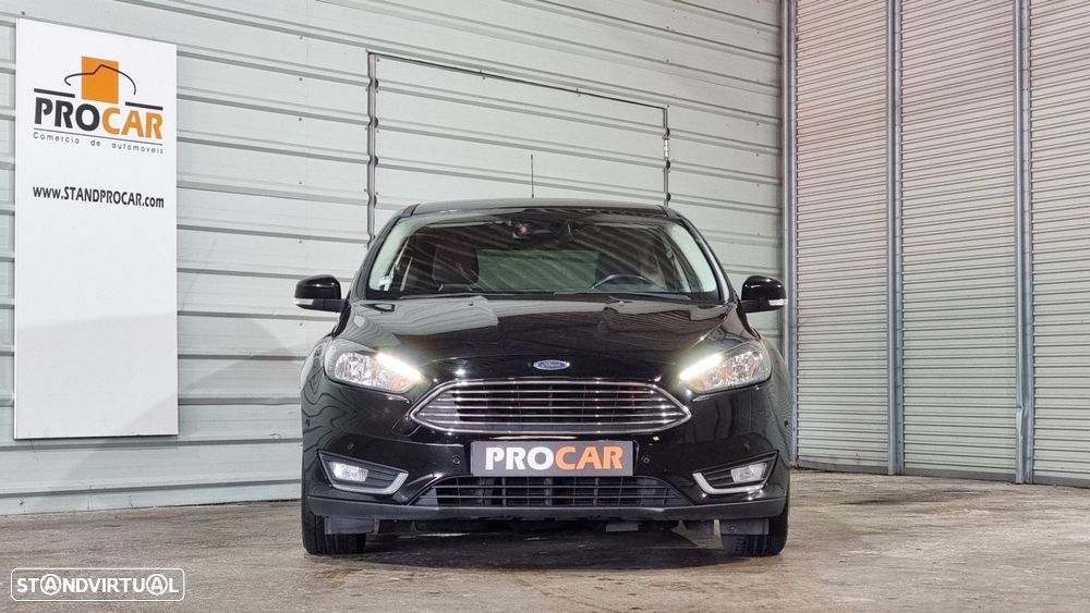Ford Focus 1.0 EcoBoost Titanium - 32
