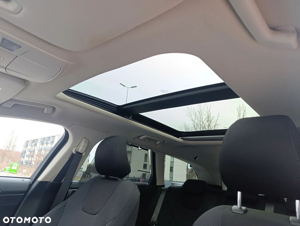 Ford Mondeo 2.0 EcoBlue Titanium - 28