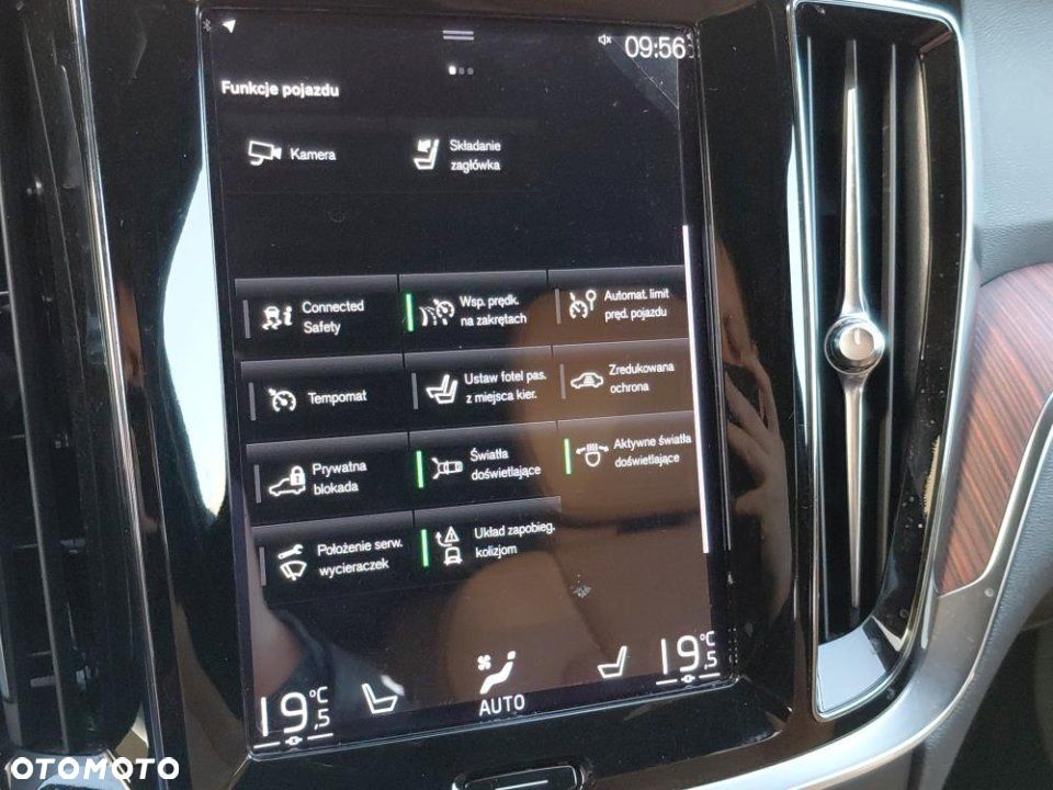 Volvo V60 Cross Country - 25