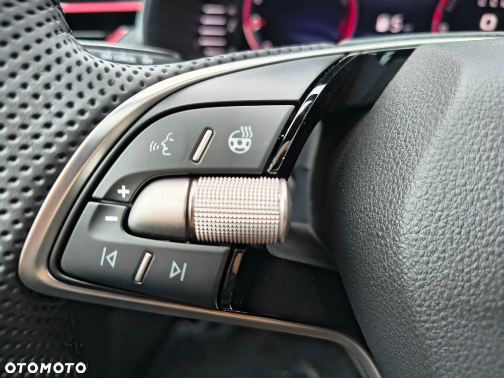 Skoda Kamiq 1.0 TSI Monte Carlo - 21