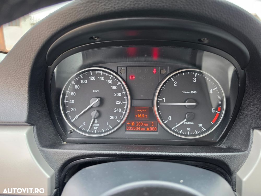 BMW Seria 3 320d DPF - 8