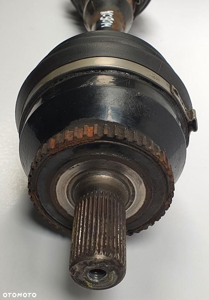 PÓŁOŚ PRAWY PRZÓD AWD VOLVO XC90 2.5 T 30735888 - 3