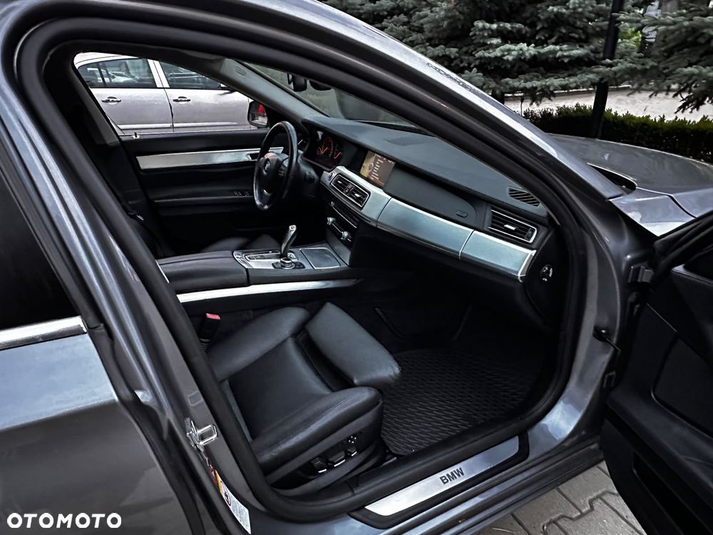 BMW Seria 7 730d - 20