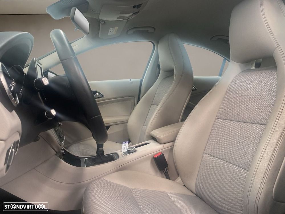 Mercedes-Benz CLA 180 CDi - 8