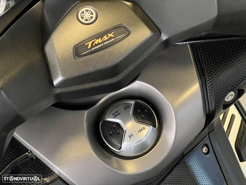 Yamaha TMAX IRON MAX - 11