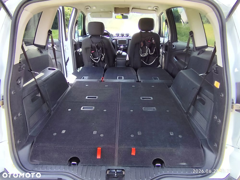 Ford S-Max 2.0 TDCi DPF Champions Edition - 13