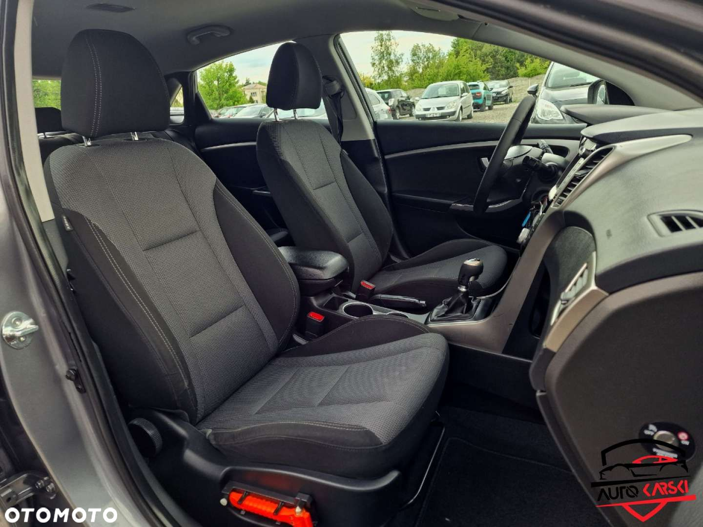 Hyundai i30 - 24