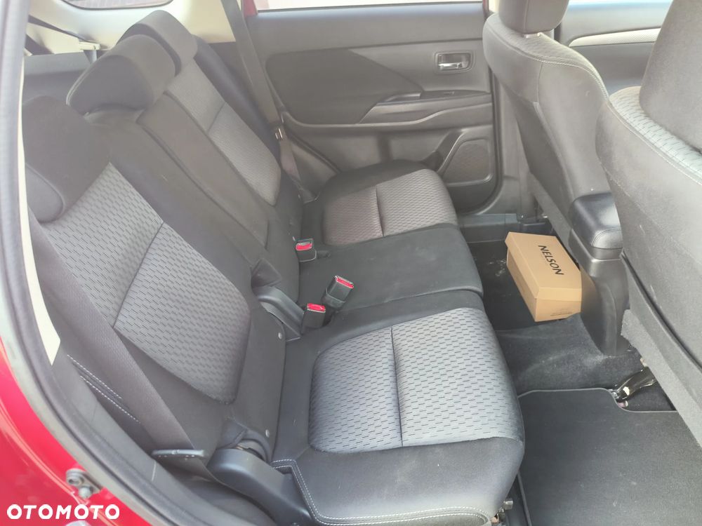 Mitsubishi Outlander 2.0 2WD CVT Diamant Edition - 8