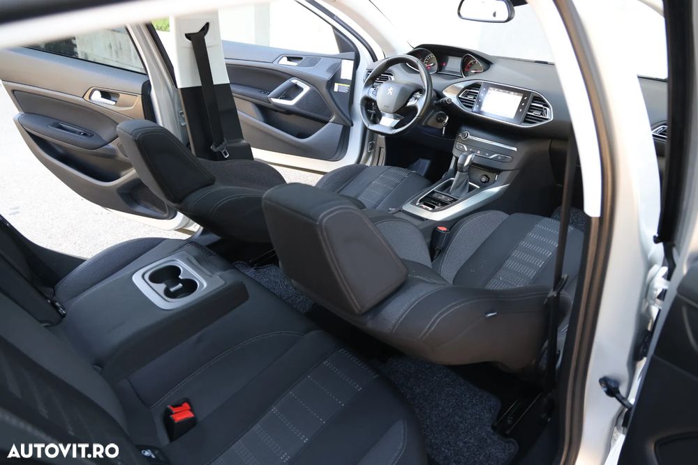 Peugeot 308 e-HDi FAP 115 Stop&Start EGS6 Allure - 16