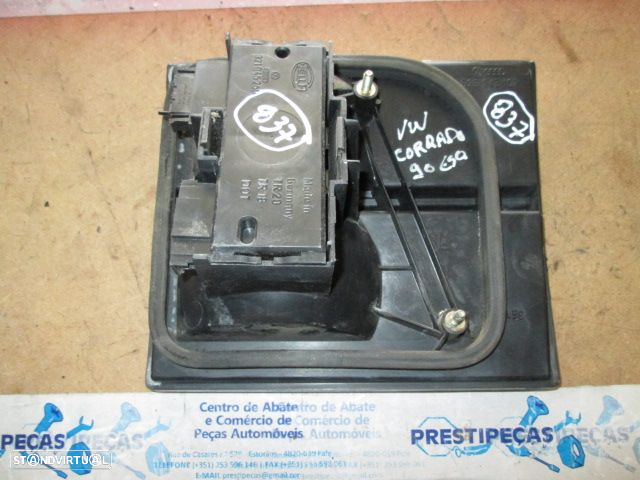 Farol Tras 535945107 VW CORRADO 1991 3P ESQ HELLA - 2