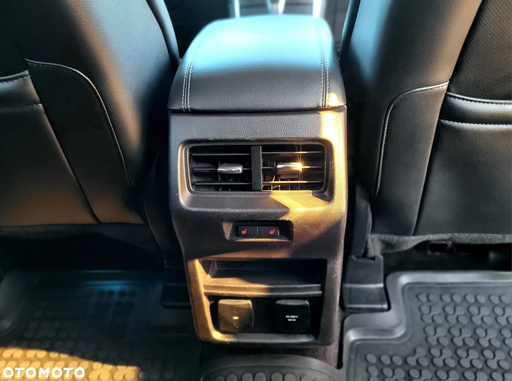Ford Edge 2.0 TDCi Twin-Turbo 4WD Titanium - 29