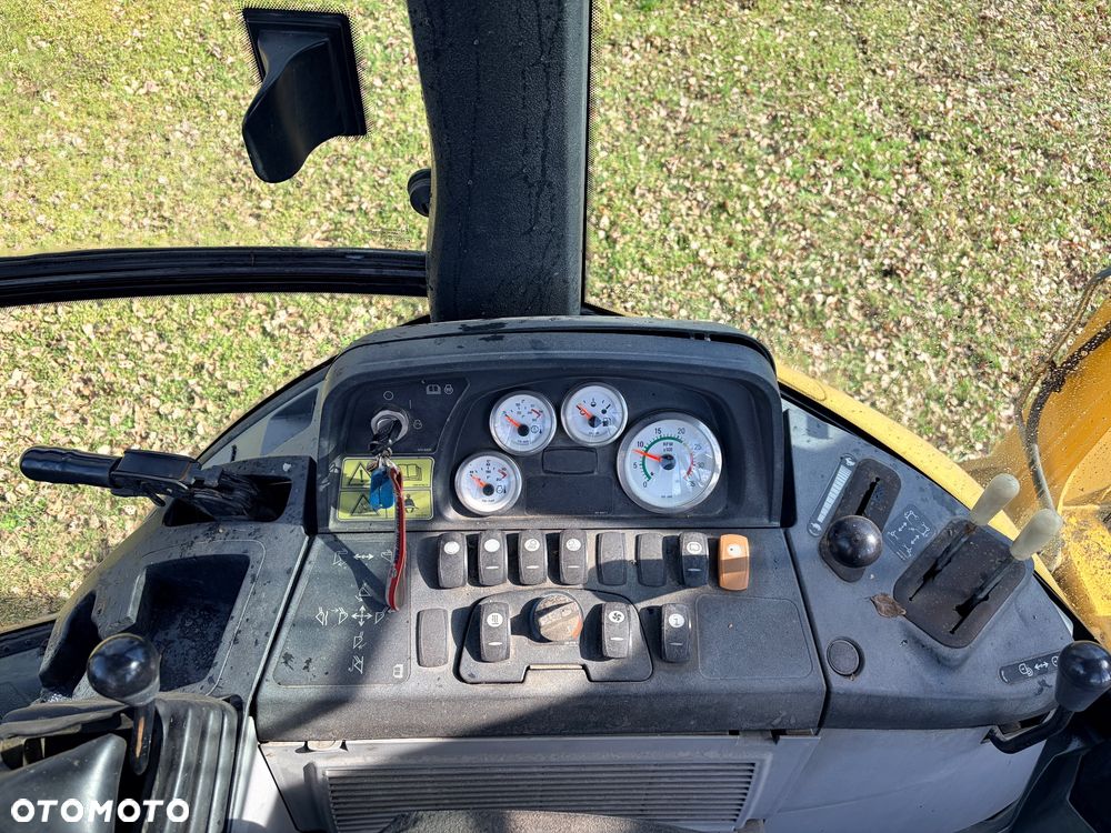 Caterpillar 422E - 8