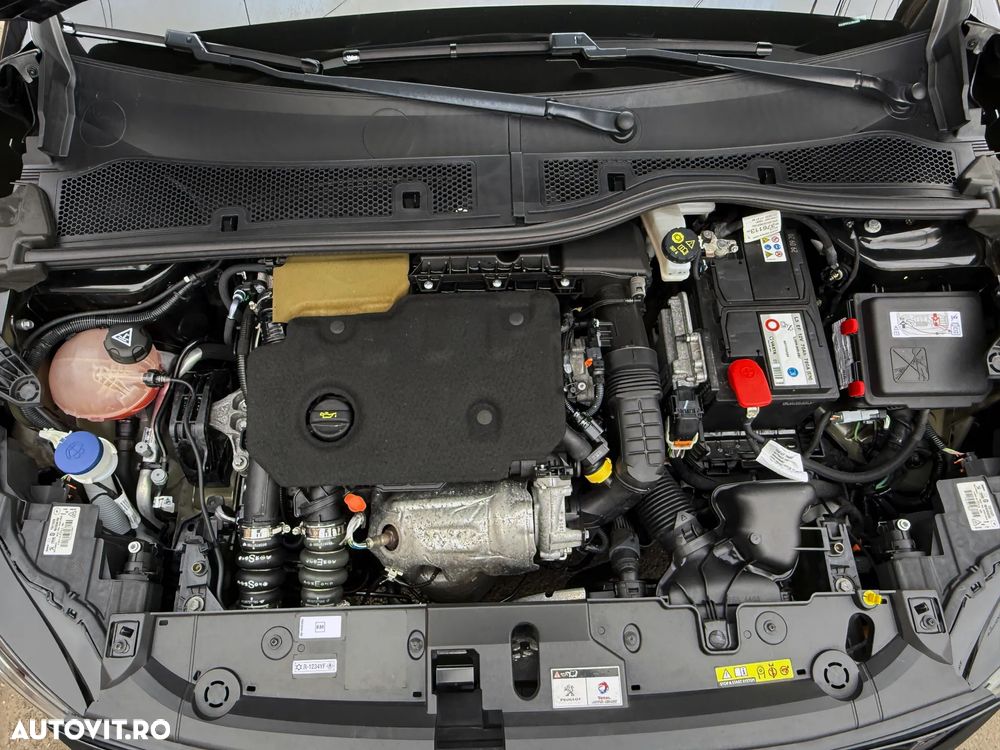 Peugeot 208 BlueHDi 100 Active Pack - 20