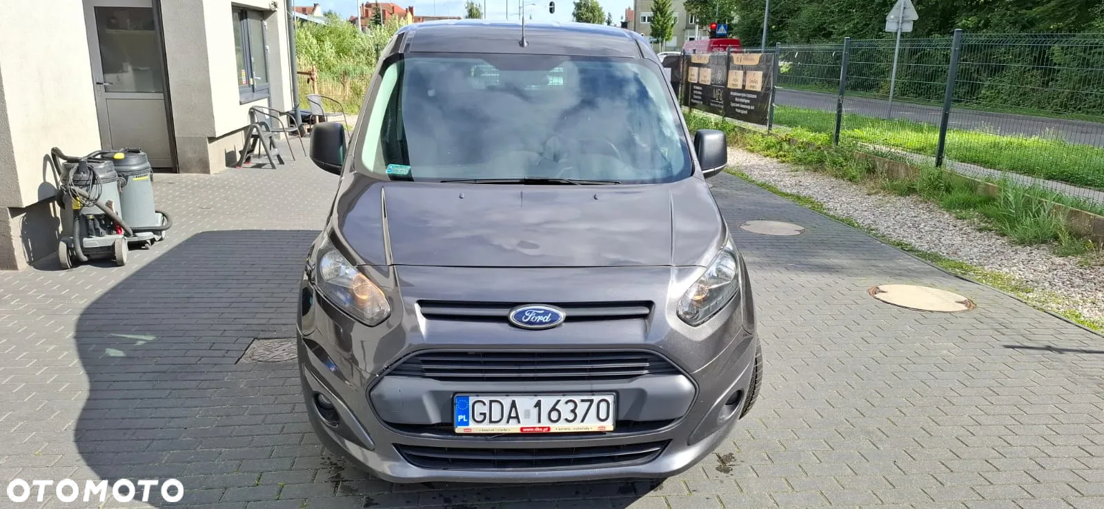 Ford CONNECT - 2
